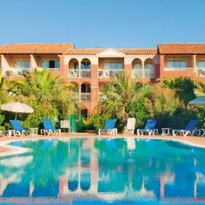  Appartement Entre Et Piscine France
